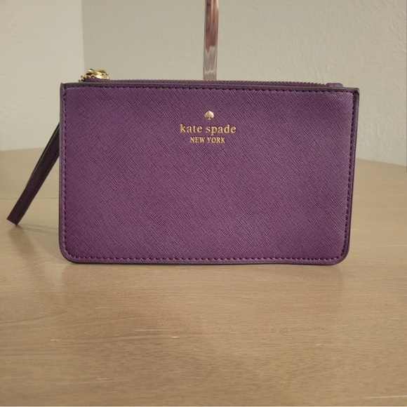Kate Spade Pouch - Picture 4 of 7